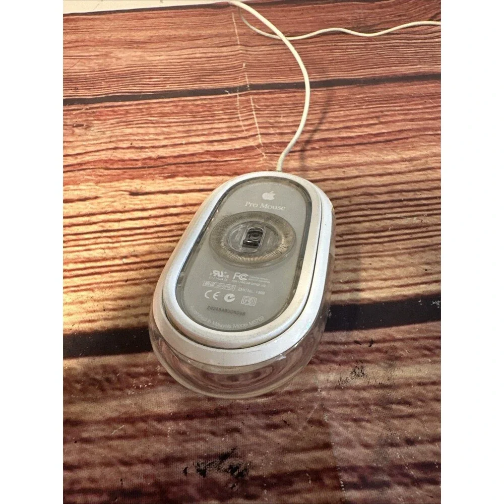 Genuine Apple Macintosh Pro Mouse M5769 White Solid USB Wired Optical